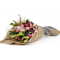  A bouquet with Lilies and pink roses, we have something similar here
