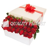 24 Exclusive Red Roses in a Box